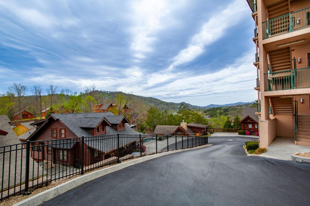 The Bear Paw Palace Mtn View And Community Pools Pigeon Forge Eksteriør bilde